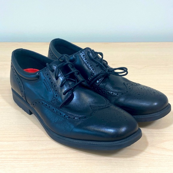 Classic Black Leather Wingtip Men's Dress Shoes Slip Resistant and Waterproof - Picture 1 of 11